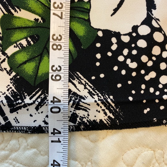 Dress Barn Hawaiian Print Sleeveless Dress - Picture 9 of 14